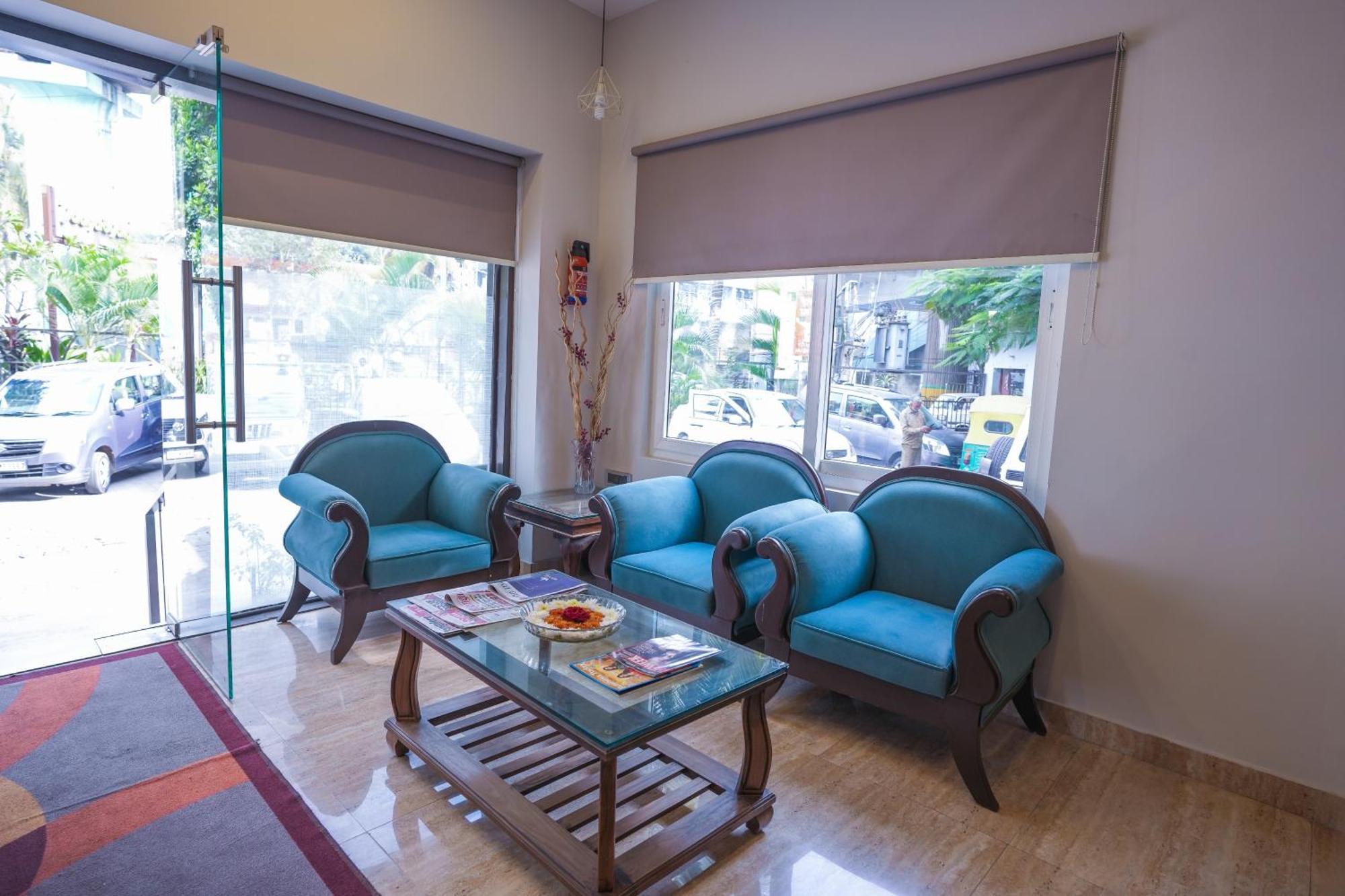 Vaishnavi Residency Hotel Bangalore Exterior photo