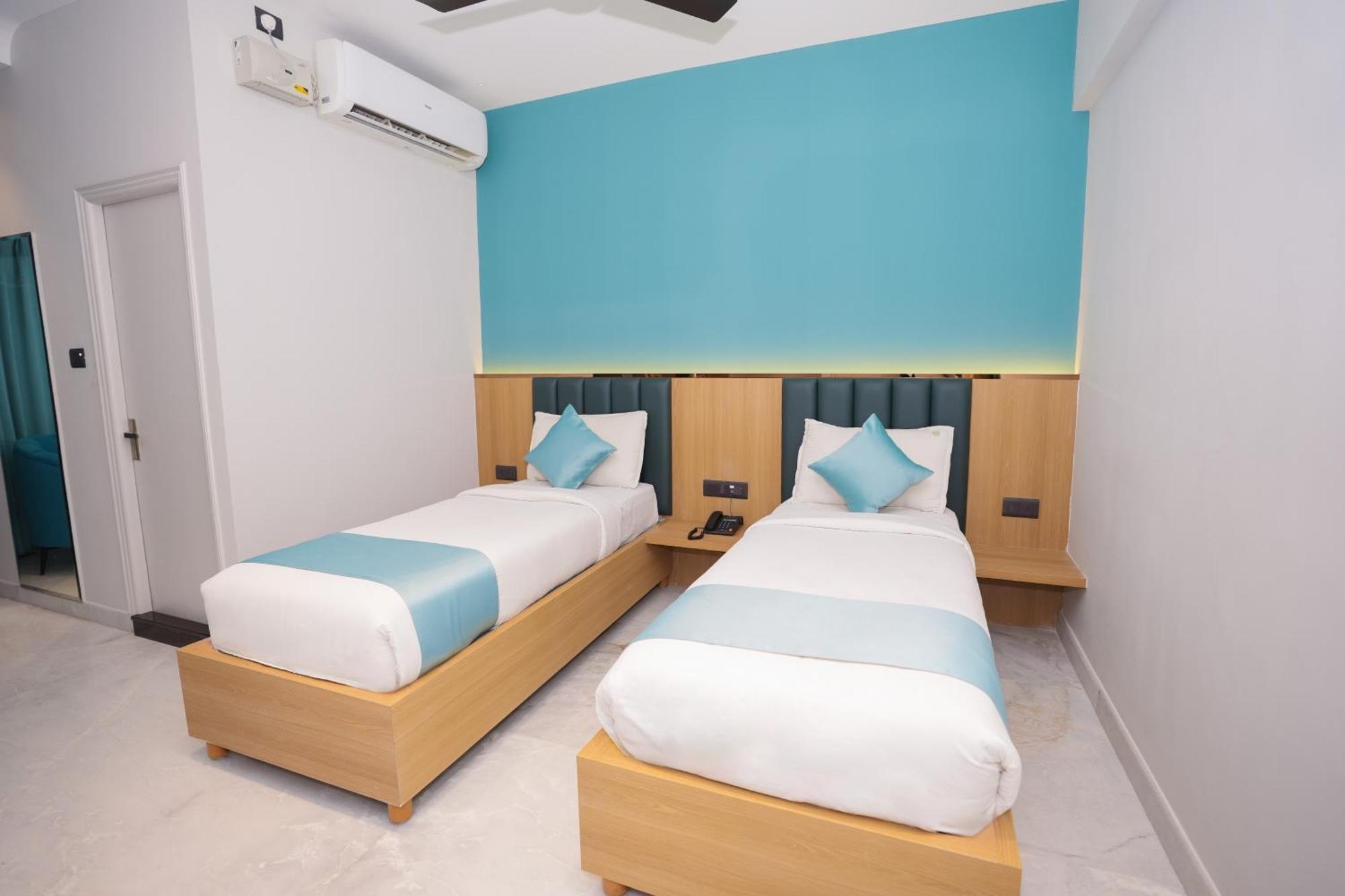 Vaishnavi Residency Hotel Bangalore Exterior photo